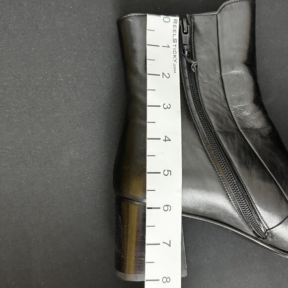 Salvatore Ferragamo Leather Zip Ankle Boots Size 8.5 AA - Picture 8 of 10